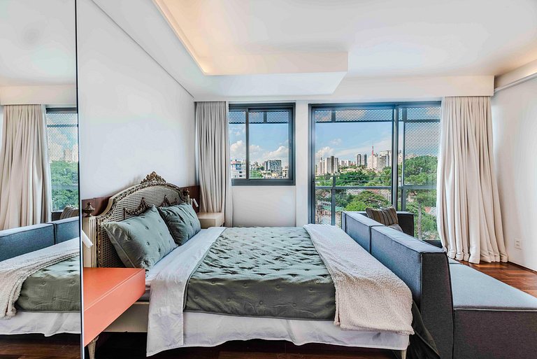 Studio em Pinheiros c/ Vista Espetacular - PG508