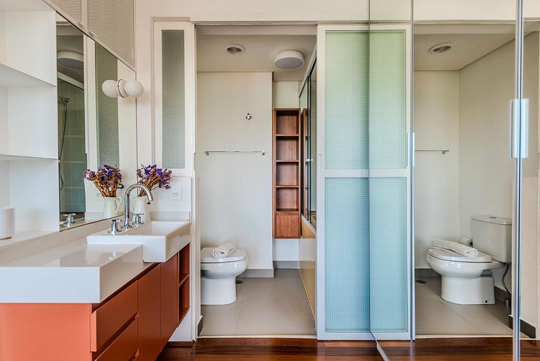 Studio em Pinheiros c/ Vista Espetacular - PG508