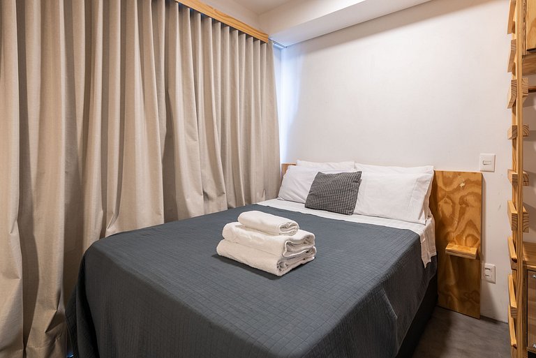 Studio com Vista Incrível em Pinheiros - PG714