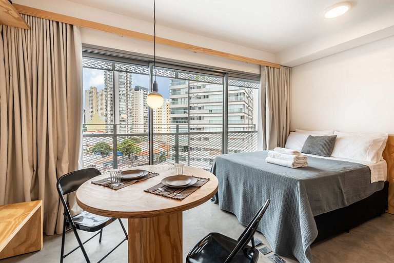 Studio com Vista Incrível em Pinheiros - PG714
