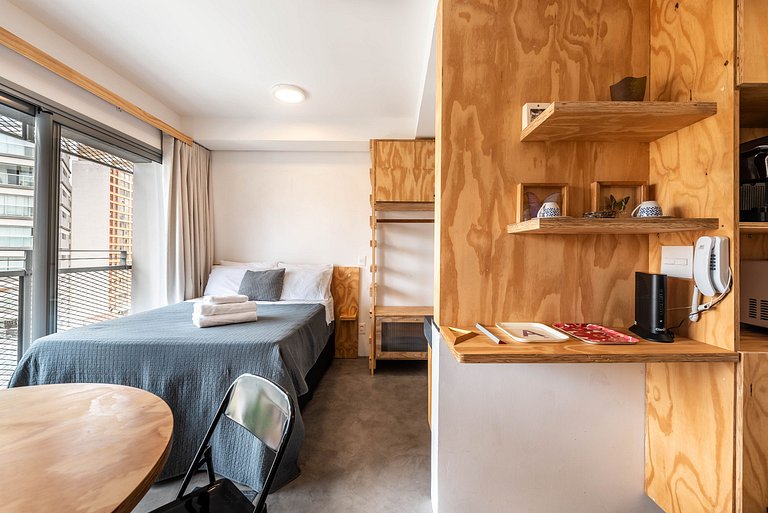 Studio com Vista Incrível em Pinheiros - PG714