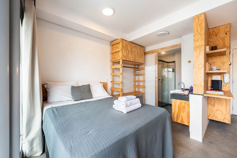 Studio com Vista Incrível em Pinheiros - PG714