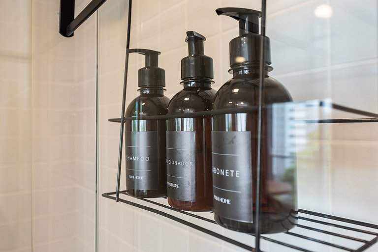 Studio com Vista Incrível em Pinheiros - PG714