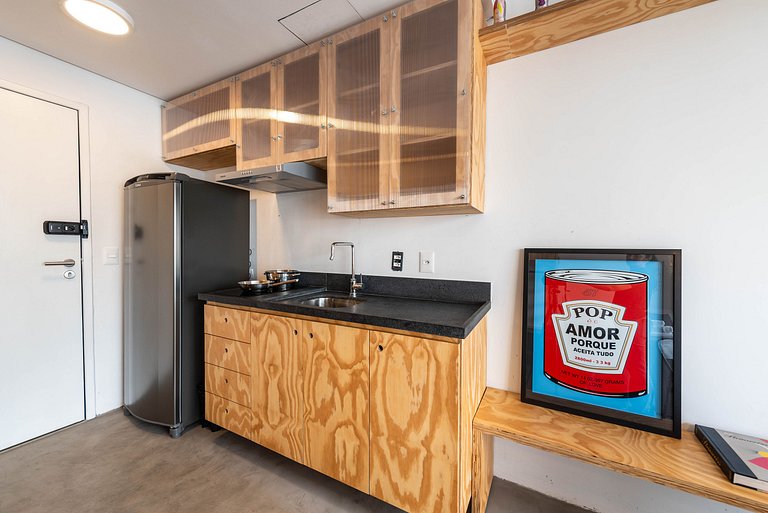 Studio com Vista Incrível em Pinheiros - PG714