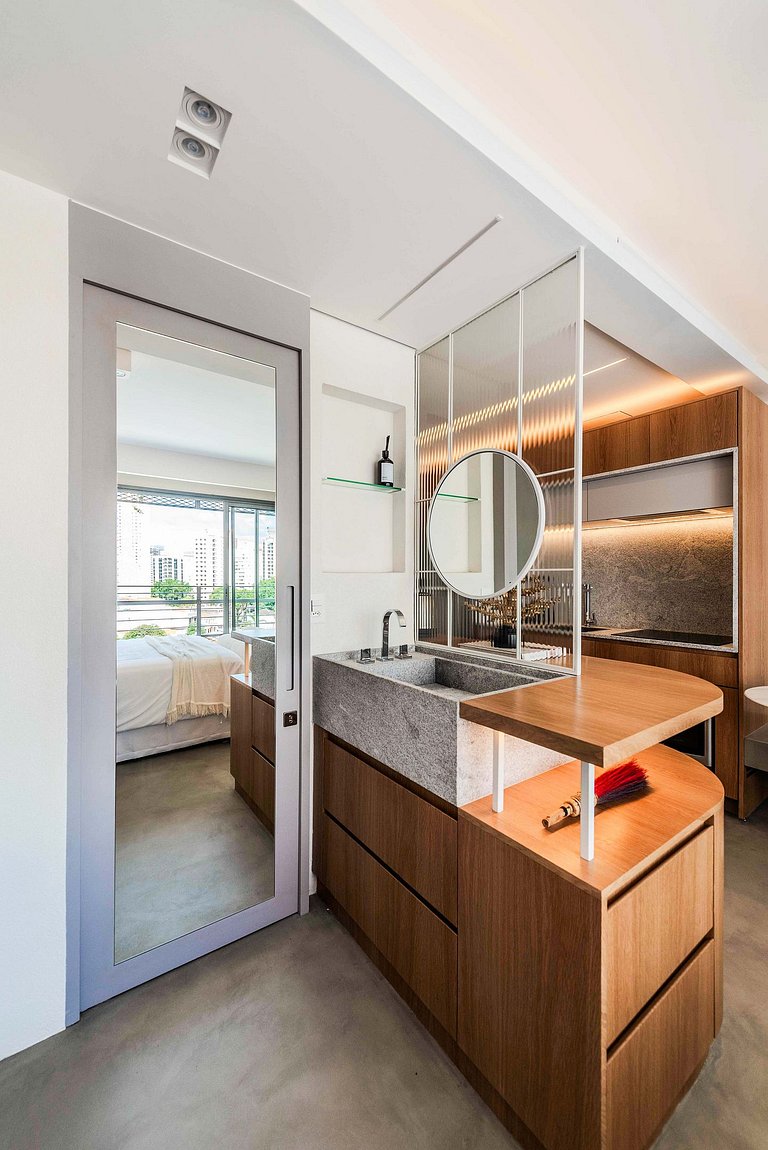 Apto Alto Padrão c/ Piscina no Rooftop - PG716