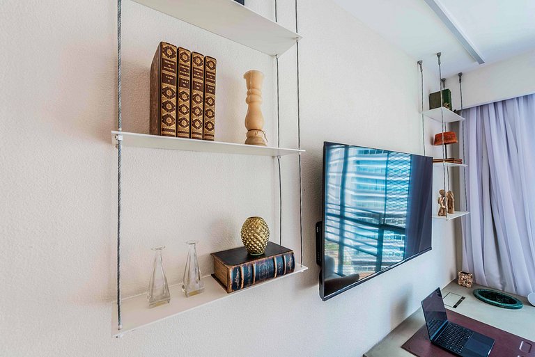 Apto Alto Padrão c/ Piscina no Rooftop - PG716