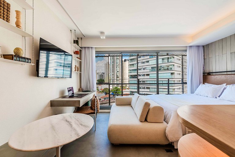 Apto Alto Padrão c/ Piscina no Rooftop - PG716