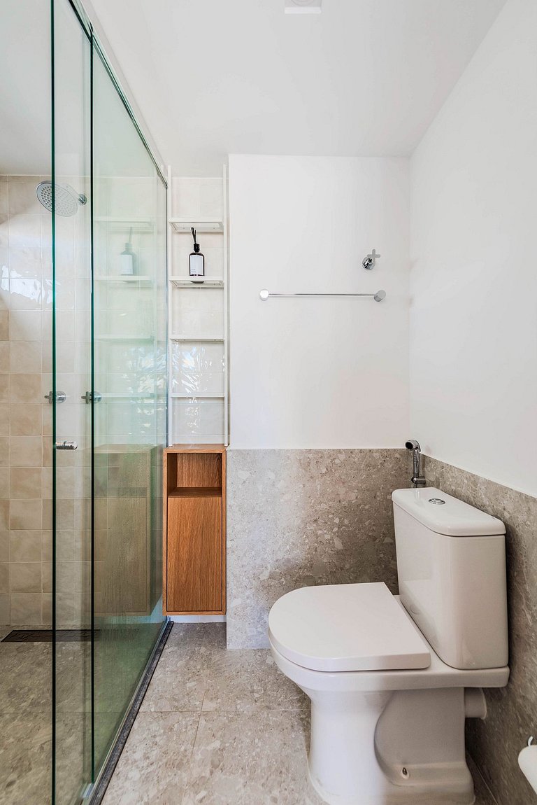 Apto Design c/ Piscina no Rooftop - PG716