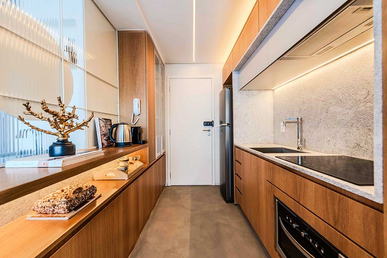 Apto Alto Padrão c/ Piscina no Rooftop - PG716