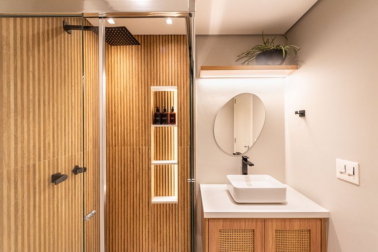 Studio Alto Padrão - Piscina - Pinheiros - PG413