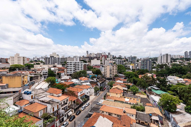 Studio com Piscina e Metrô em Pinheiros - PG313