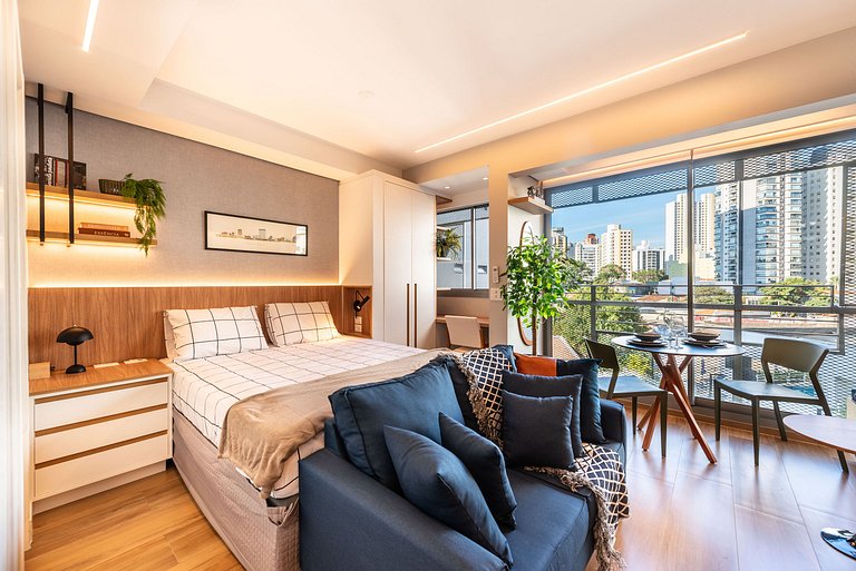 Studio com Piscina e Metrô em Pinheiros - PG313