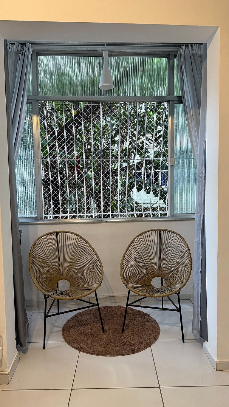 Apartamento a 2 Quadras da Praia e Metrô - RP250