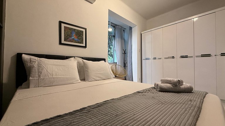 Apartamento a 2 Quadras da Praia e Metrô - RP250