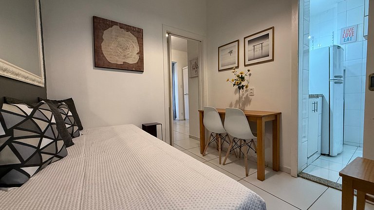 Apartamento a 2 Quadras da Praia e Metrô - RP250