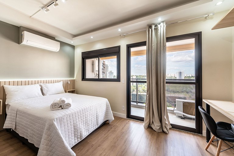 Studio c/ vista e piscina no Brooklin - SB1406