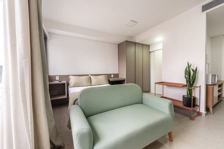 Studio em Pinheiros com Academia - PG712