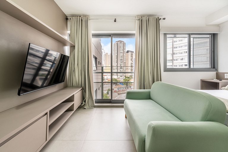 Studio em Pinheiros com Academia - PG712