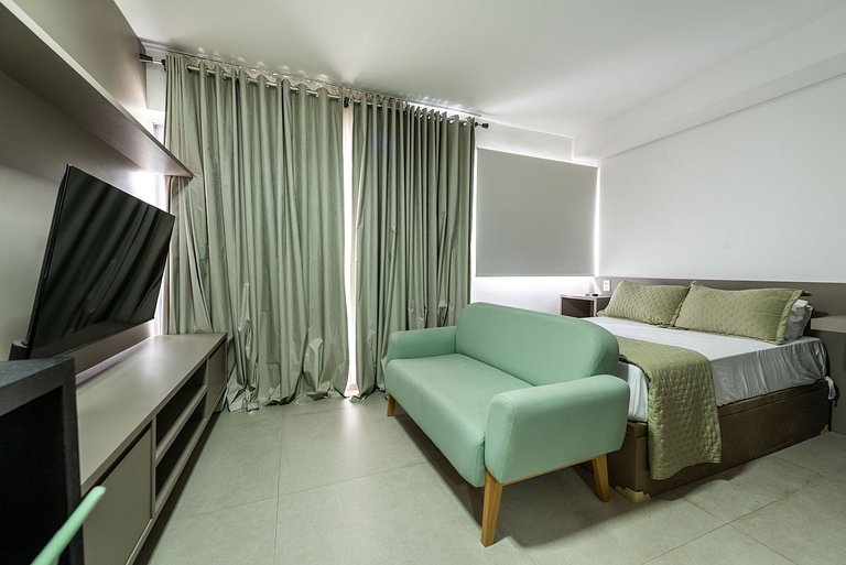 Studio em Pinheiros com piscina e academia - PG712