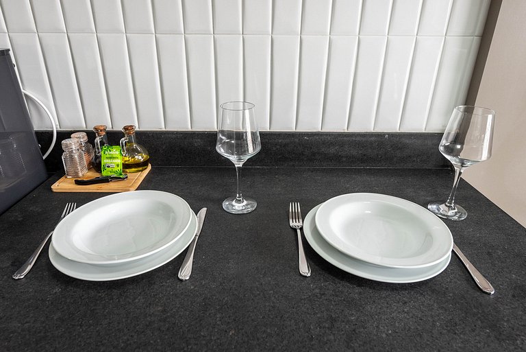 Studio em Pinheiros com piscina e academia - PG712