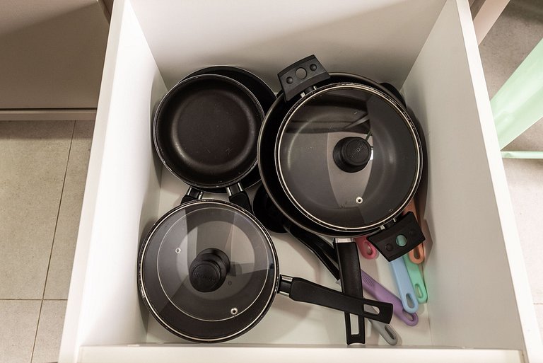 Studio em Pinheiros com piscina e academia - PG712