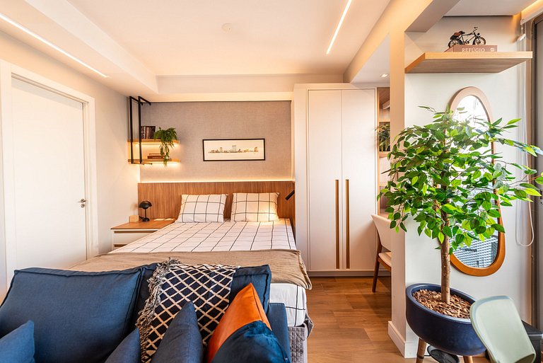 Studio com Piscina e Metrô em Pinheiros - PG313