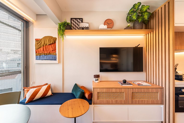 Studio c/ Piscina e Metrô em Pinheiros - PG313