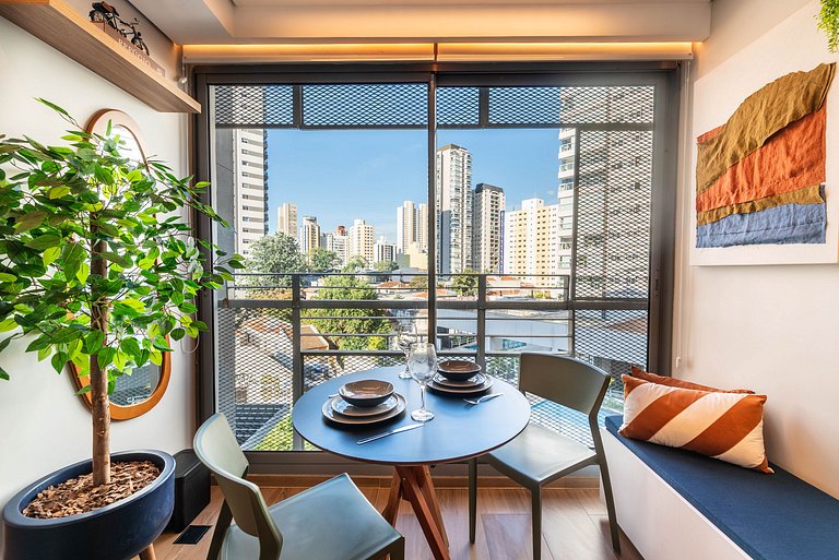 Studio c/ Piscina e Metrô em Pinheiros - PG313