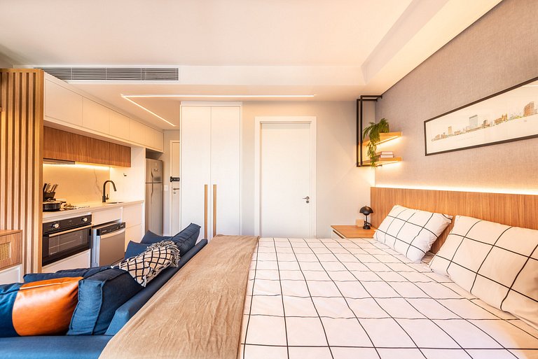 Studio com Piscina e Metrô em Pinheiros - PG313