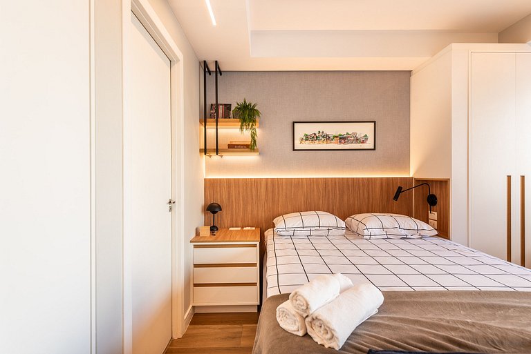 Studio Alto Padrão - Piscina - Pinheiros - PG413