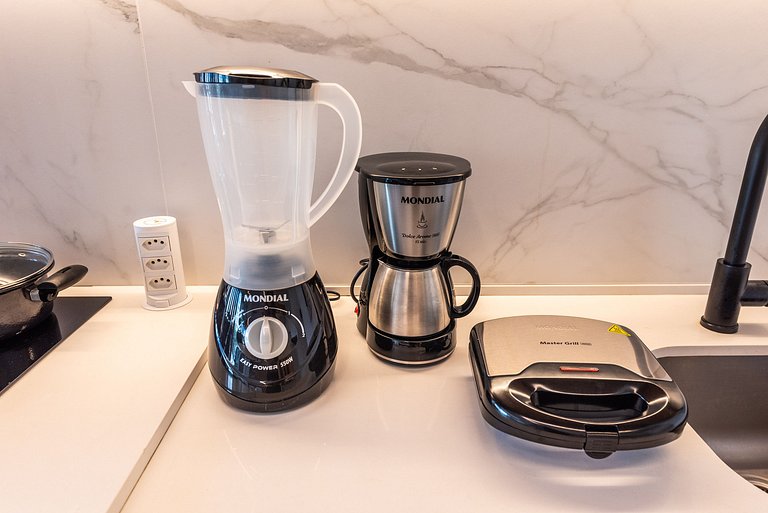 Studio Alto Padrão - Piscina - Pinheiros - PG413