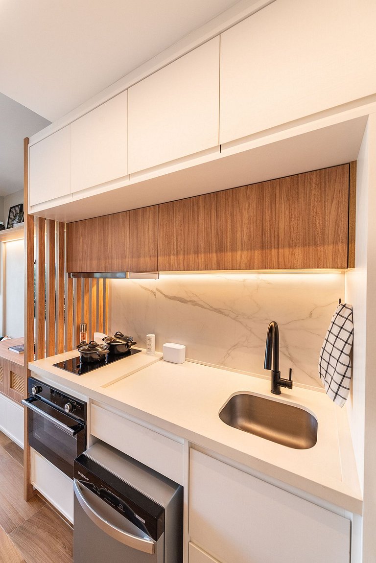 Studio Exclusivo com Piscina em Pinheiros - PG413