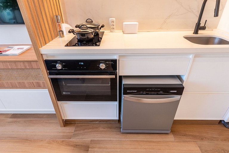 Studio Exclusivo com Piscina em Pinheiros - PG413