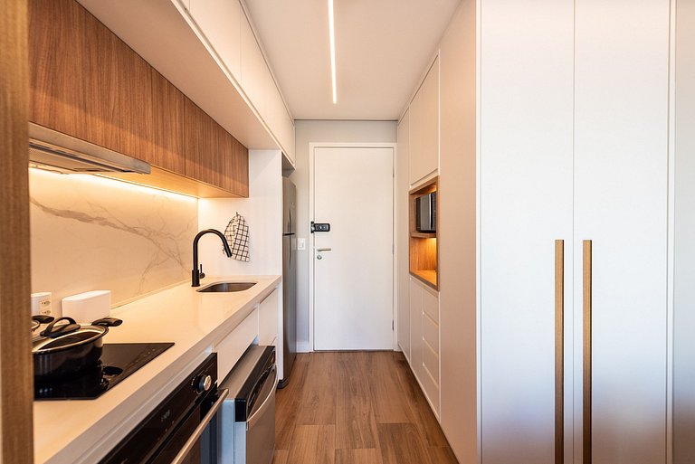 Studio Exclusivo com Piscina em Pinheiros - PG413