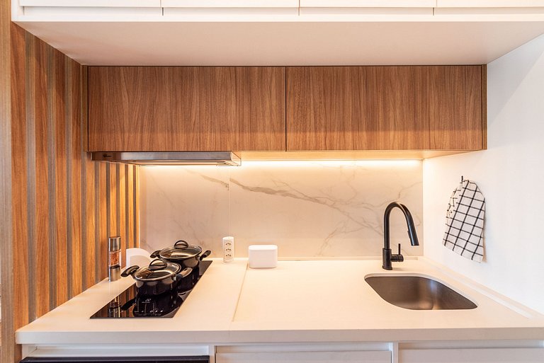 Studio Exclusivo com Piscina em Pinheiros - PG413