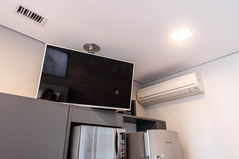 Studio Alto Padrão com Limpeza Diária - EF49