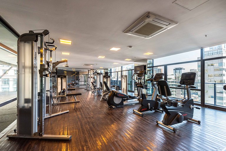 Studio Alto Padrão com Limpeza Diária - EF49