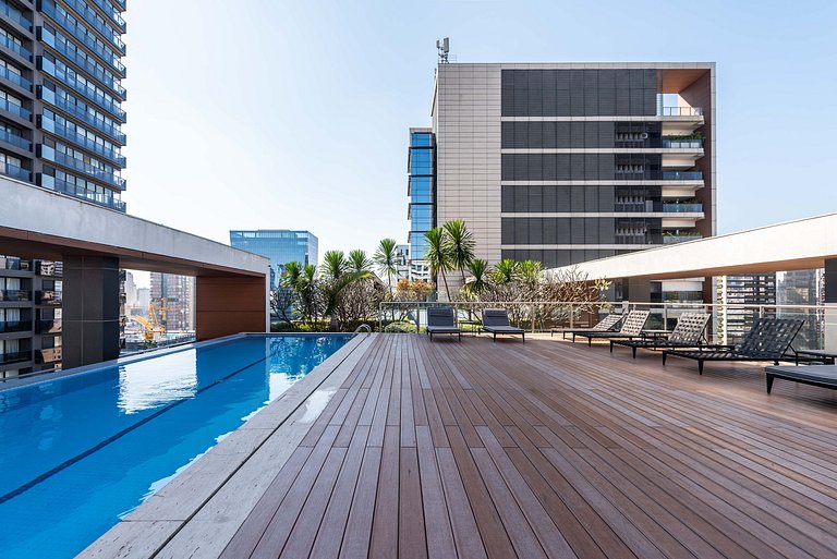 Studio Alto Padrão com Limpeza Diária - EF49