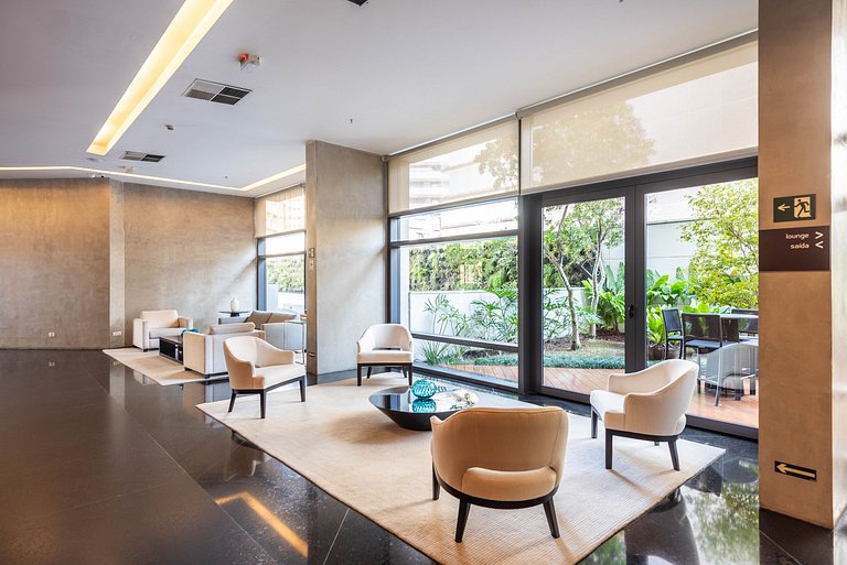 Studio Alto Padrão com Limpeza Diária - EF49