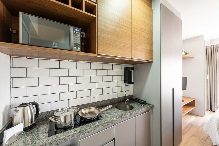 Studio Charmoso no Metrô Praça da Árvore - FL907