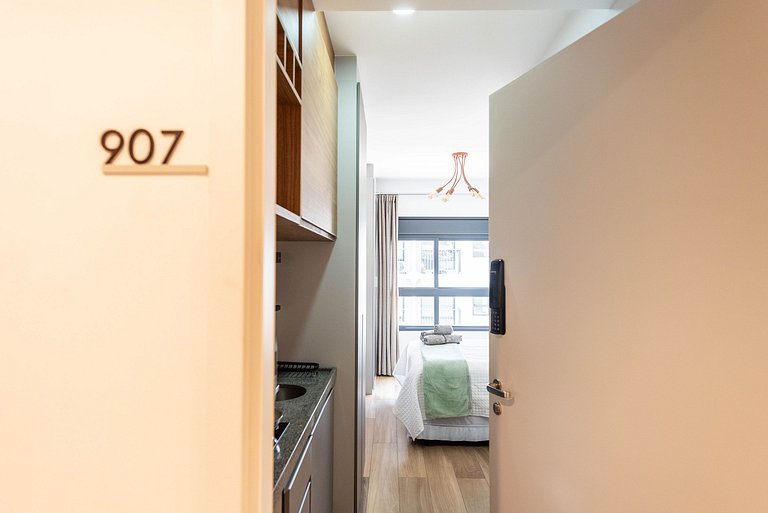 Studio Charmoso no Metrô Praça da Árvore - FL907