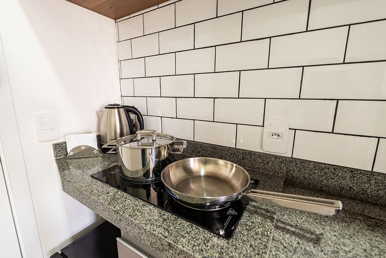 Studio Charmoso no Metrô Praça da Árvore - FL907