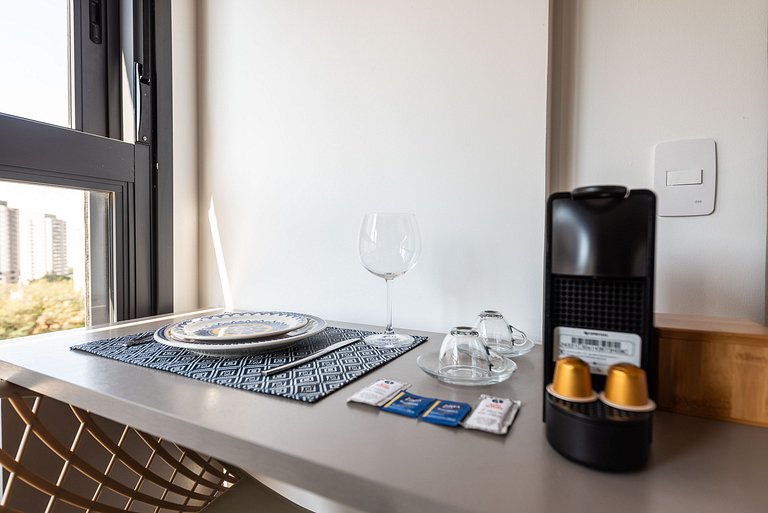 Studio Charmoso no Metrô Praça da Árvore - FL907