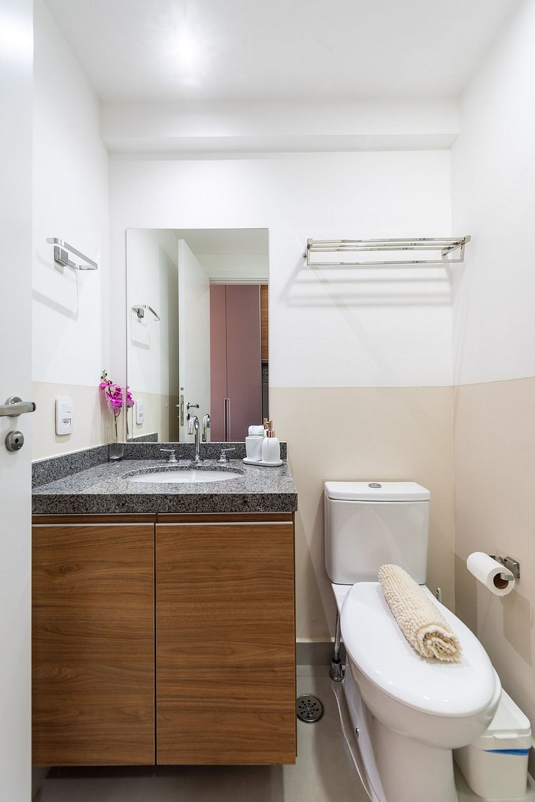 Studio Charmoso no Metrô Praça da Árvore - FL907