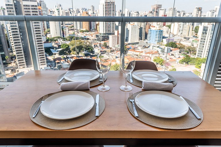 Loft Sofisticado com Vista Panorâmica - DNA 248