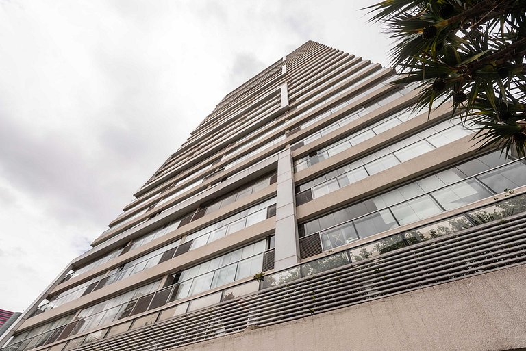 Loft Sofisticado com Vista Panorâmica - DNA 248