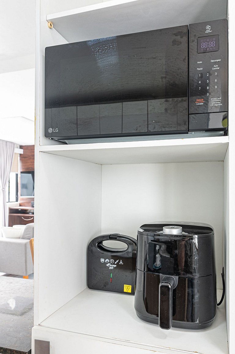 Apartamento com vista incrível e piscina - GS501