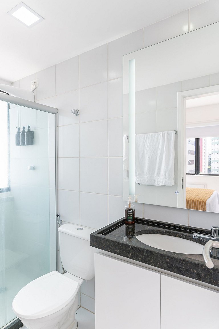 Apartamento com vista incrível e piscina - GS501