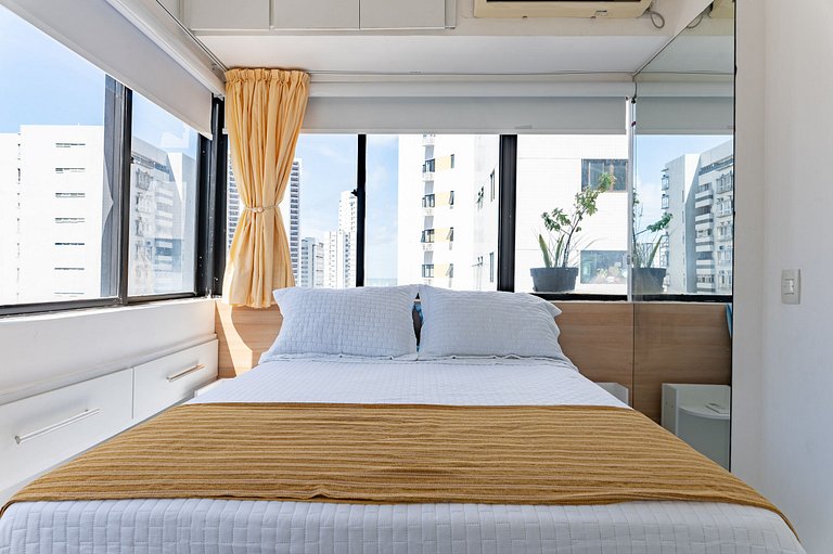 Apartamento com vista incrível e piscina - GS501