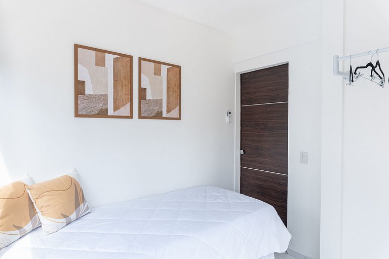 Apartamento com vista incrível e piscina - GS501